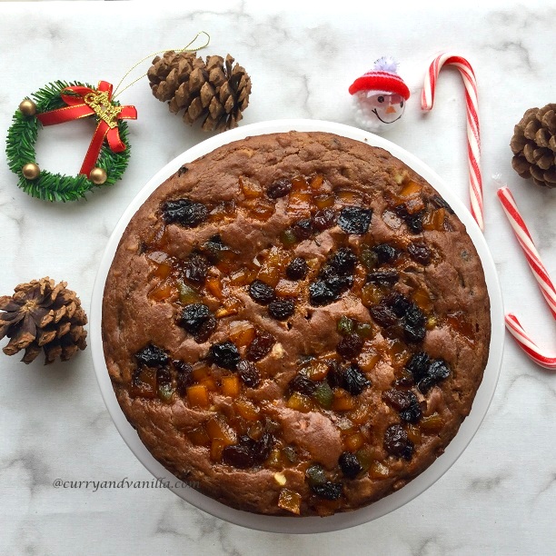 Indian-Style Christmas Plum Cake Recipe | Eggless Cooking